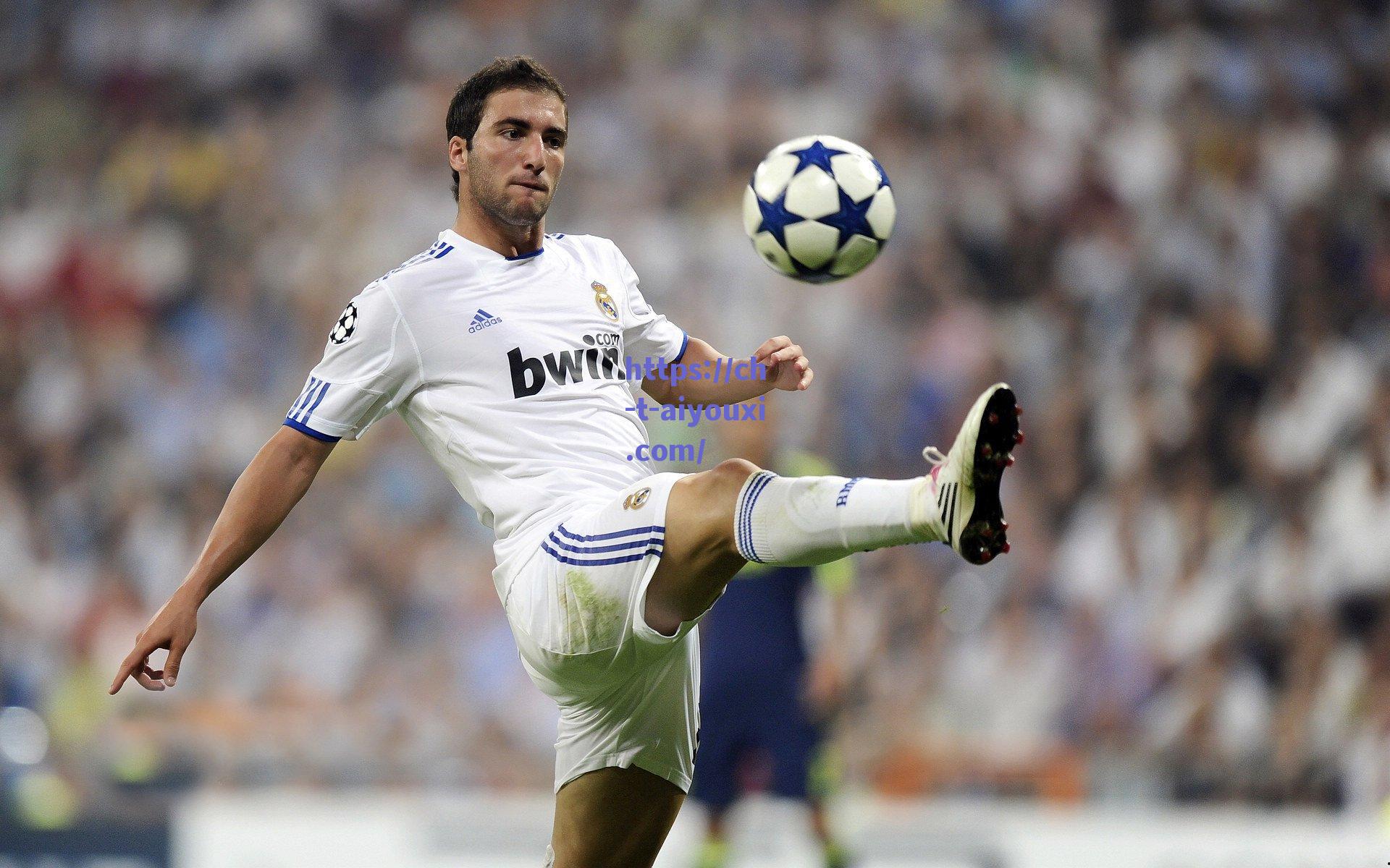 巴萨引援新目标，全能战士迪亚斯或成诺坎普关键拼图