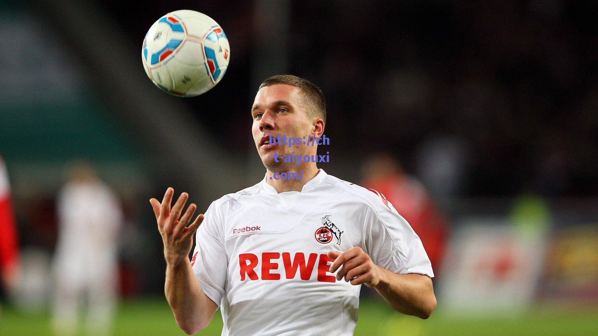 意甲锋线争夺战升级，奥斯梅恩天价合约引爆夏季转会市场